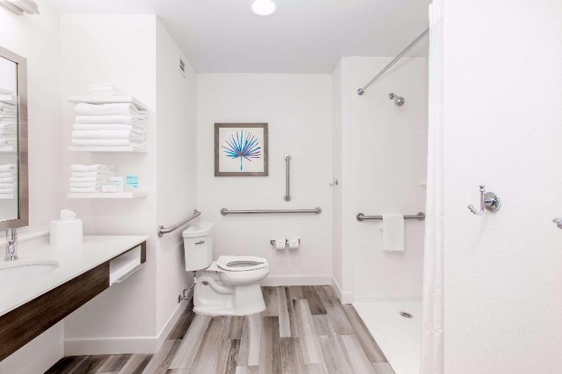 غرفة قياسية, Fera Anaheim, A Doubletree By Hilton