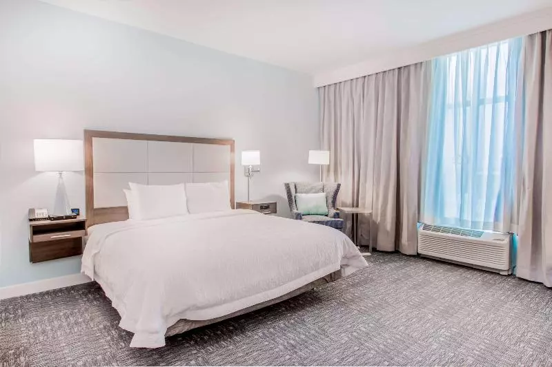 اتاق استاندارد, Fera Anaheim, A Doubletree By Hilton