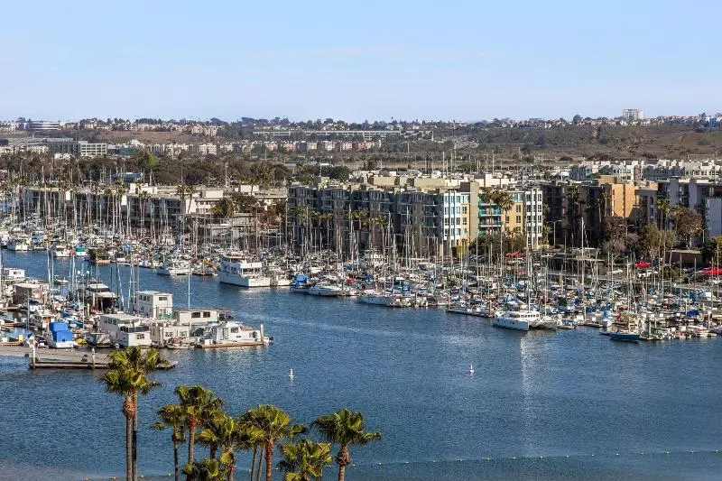 اتاق استاندارد با چشم‌انداز, Marina Del Rey Marriott