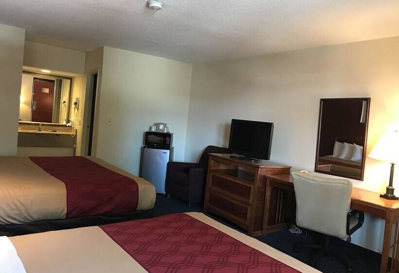 Номер Стандарт 2 Двуспальные Кровати, Red Carpet Innnorwalk