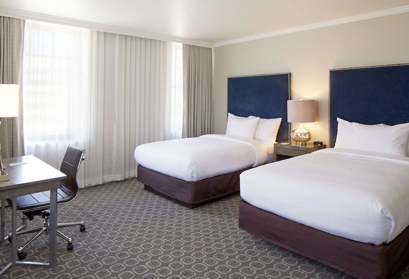 스탠다드 룸 더블 침대 2개, Redmont Hotel Birmingham, Curio Collection By Hilton