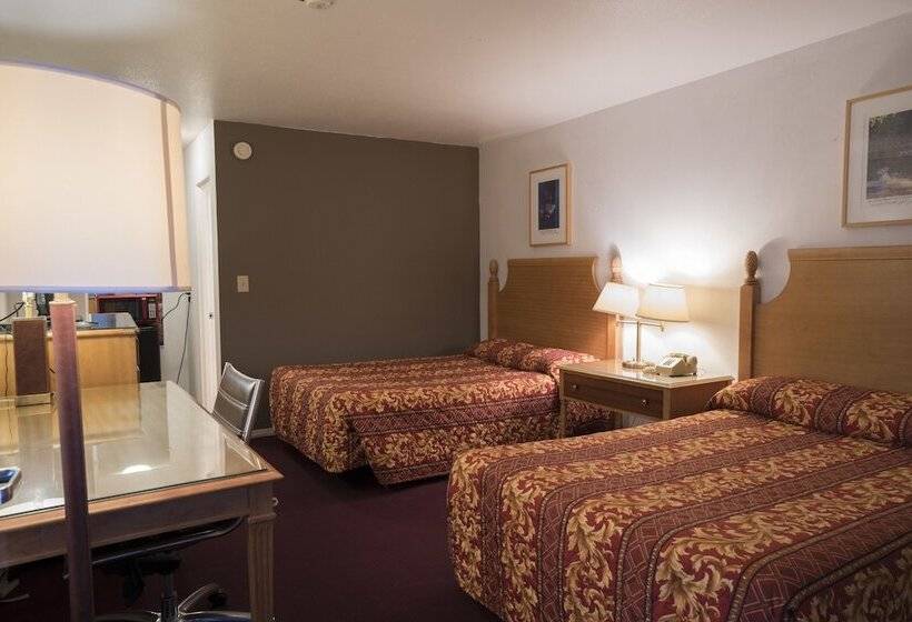 2ダブルベッドのスタンダードルーム, Seatac Inn