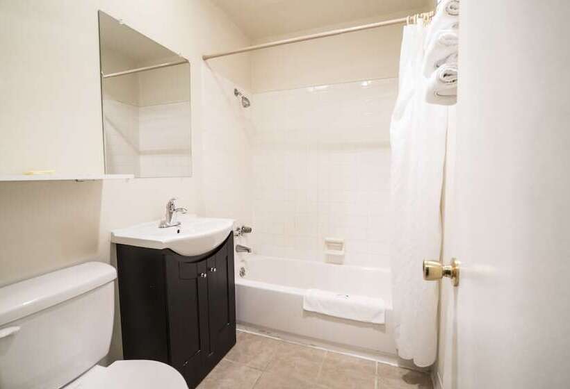 Номер Стандарт 2 Двуспальные Кровати, Seatac Inn