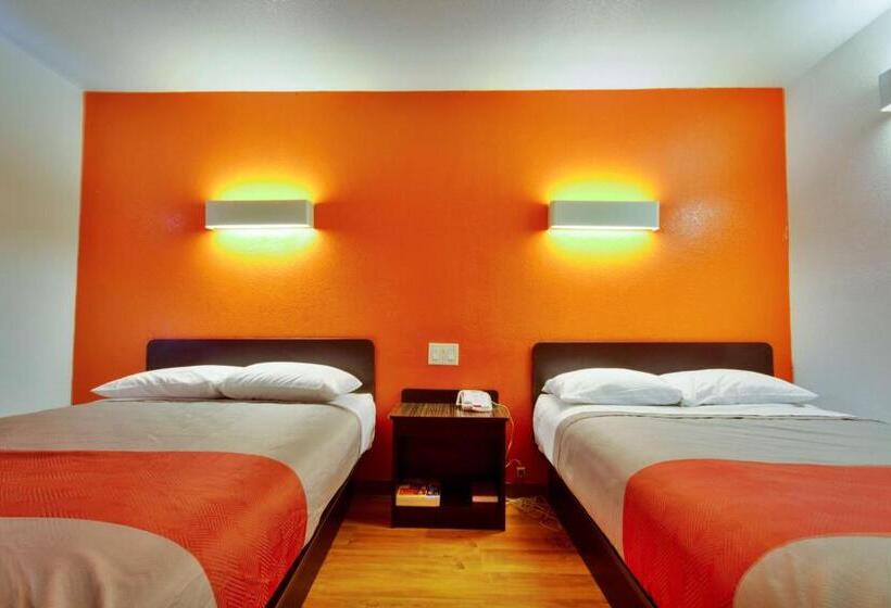 اتاق استاندارد, Motel 6 Dallas Fair Park