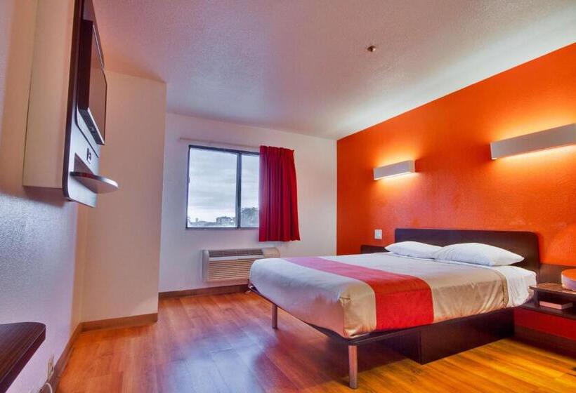 اتاق استاندارد چهار تخته, Motel 6 Dallas Fair Park