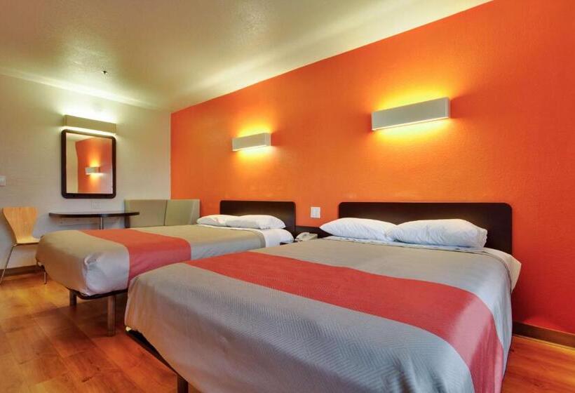 اتاق لوکس چهار تخته, Motel 6 Dallas Fair Park