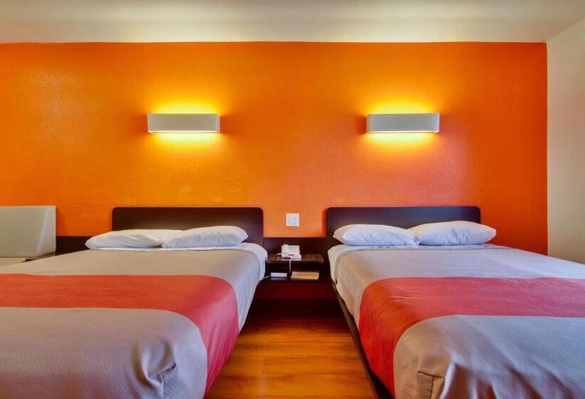 Chambre Quadruple Deluxe, Motel 6 Dallas  Fair Park