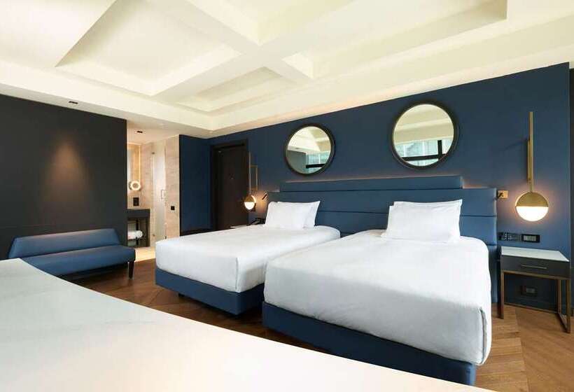스탠다드 룸 더블 침대 2개, Redmont Hotel Birmingham, Curio Collection By Hilton
