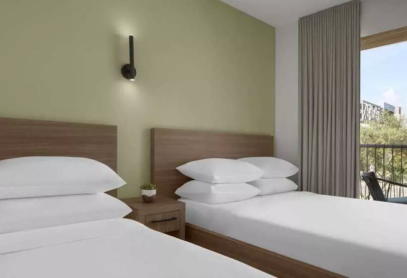 اتاق استاندارد با 2 تخت دوبل, Redmont Hotel Birmingham, Curio Collection By Hilton