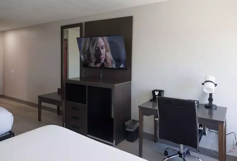 اتاق استاندارد با 2 تخت دوبل, B&b Hotel Miami Airport