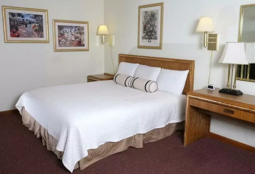 キングサイズベッドのデラックスルーム, Four Seasons Lodging
