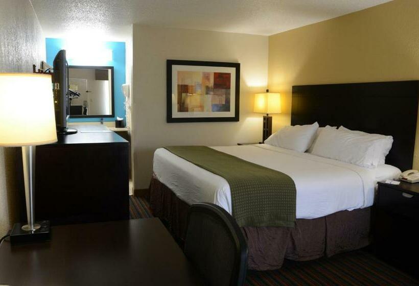 اتاق استاندارد با تخت بزرگ, Baymont By Wyndham Nashville Airport