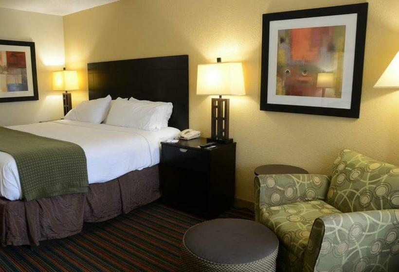 اتاق استاندارد با تخت بزرگ, Baymont By Wyndham Nashville Airport