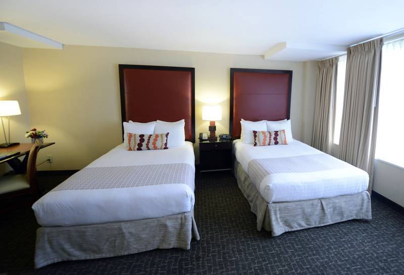 디럭스 룸, Beacon Hotel & Corporate Quarters