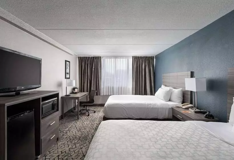 ２ダブルベッドのスタンダードルーム, Clarion Hotel & Convention Center Joliet