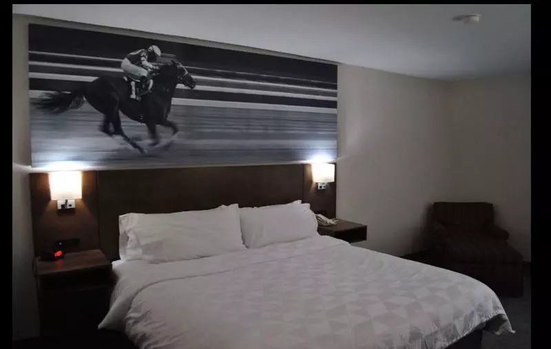 身障者適用スタンダードルーム, Clarion Pointe Hopkinsville near The Bruce Convention Center