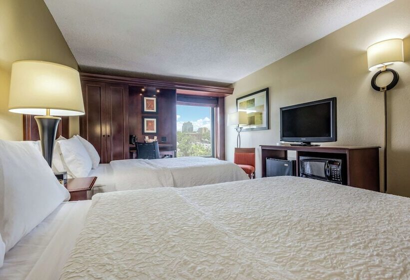 غرفه قياسيه سريرين مزدوجين, Hampton Inn Tampainternational Airport/westshore