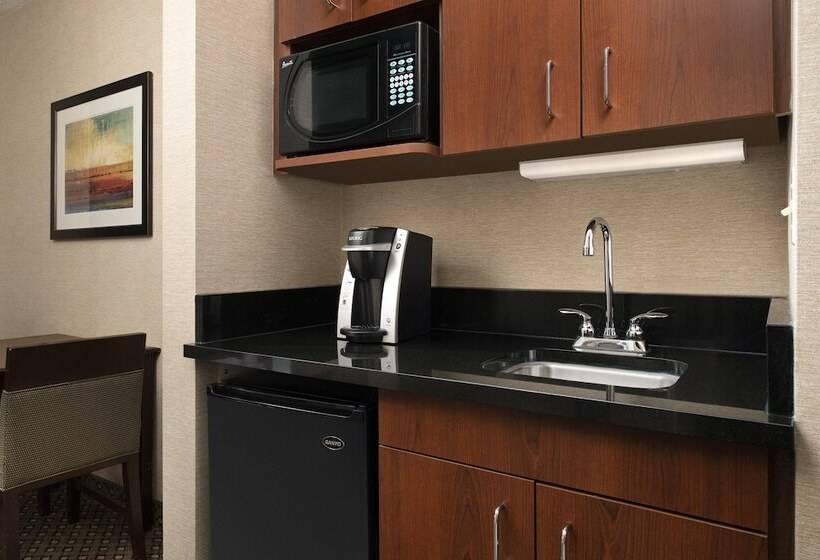 Люкс, Holiday Inn Express & Suites By Ihg Chambersburg, An Ihg