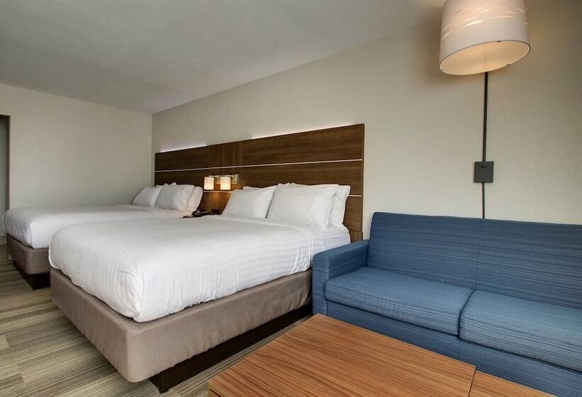 스위트, Holiday Inn Express & Suites Wapakoneta, An Ihg