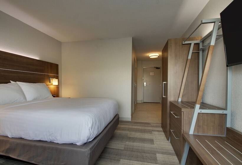 스탠다드 룸, Holiday Inn Express & Suites Wapakoneta, An Ihg