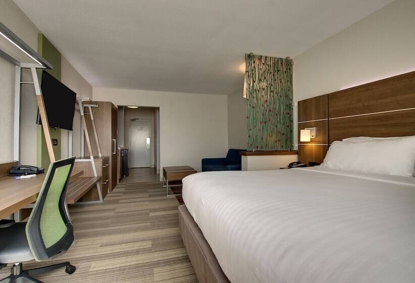 스위트, Holiday Inn Express & Suites Wapakoneta, An Ihg