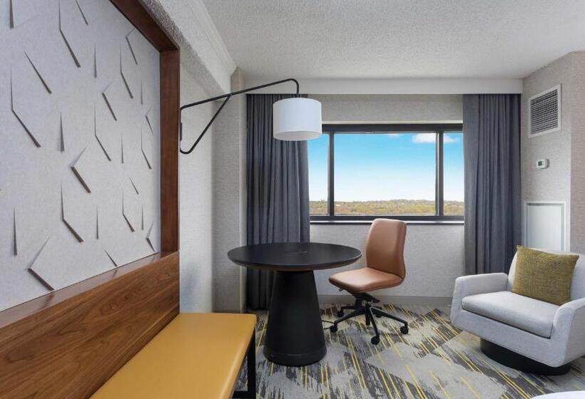 Стандартный Номер Кровать Кинг, Sheraton Edison