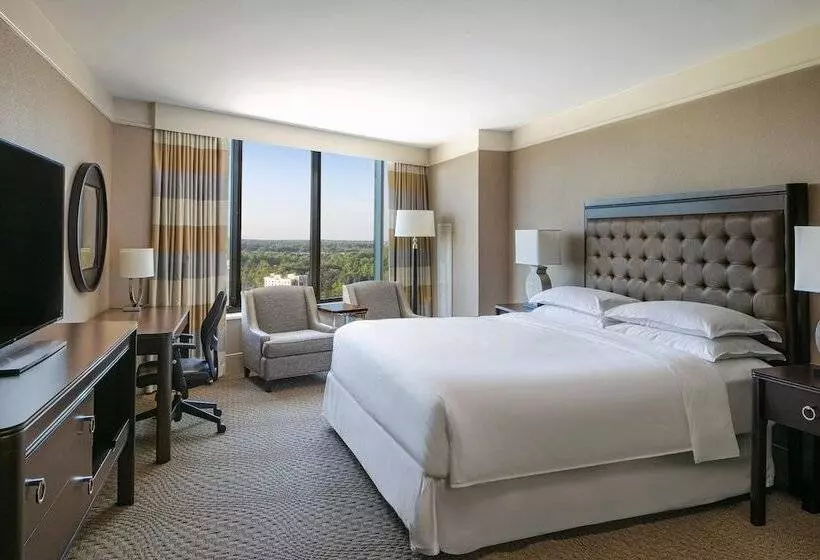 Club-huone, Sheraton Greensboro