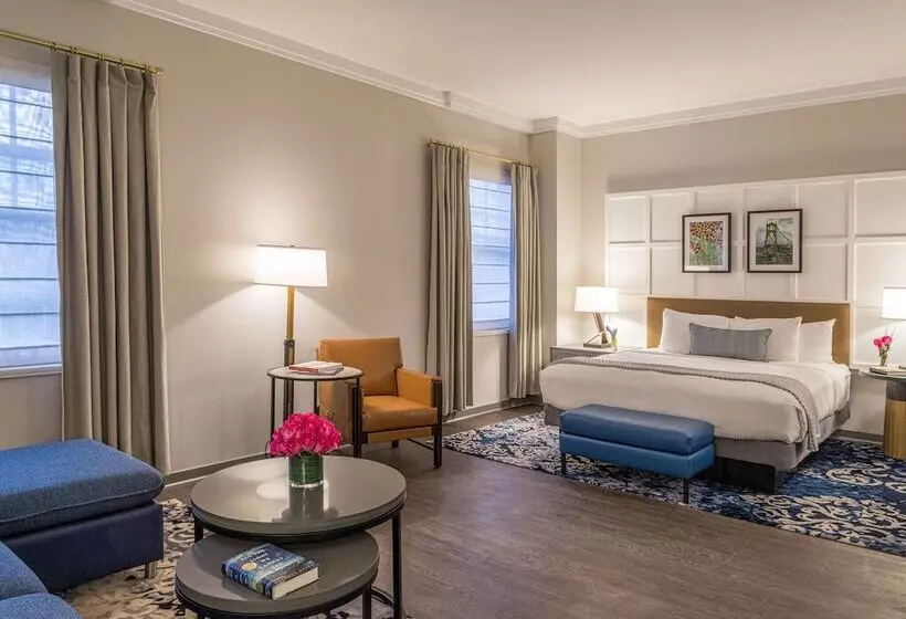 استودیوی استاندارد, Heathman