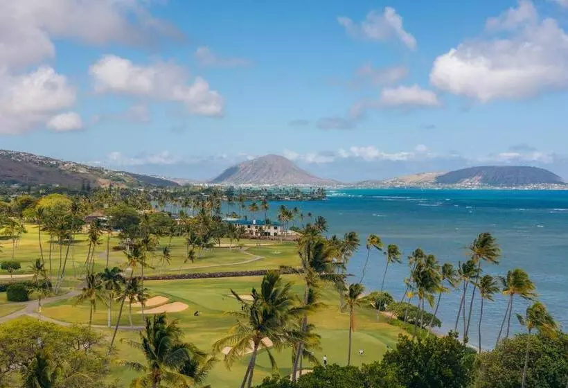 سوییت با چشم‌انداز جانبی دریا, The Kahala Hotel And Resort