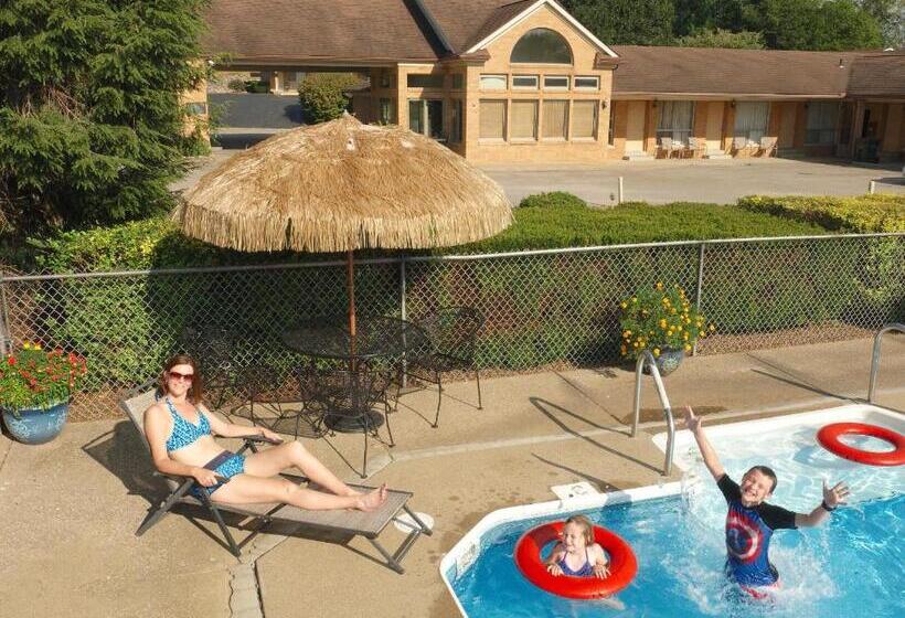 غرفة ديلوكس سرير كينج, Four Seasons Lodging