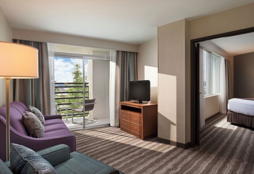 Люкс, AC Hotel by Marriott Portland Lake Oswego