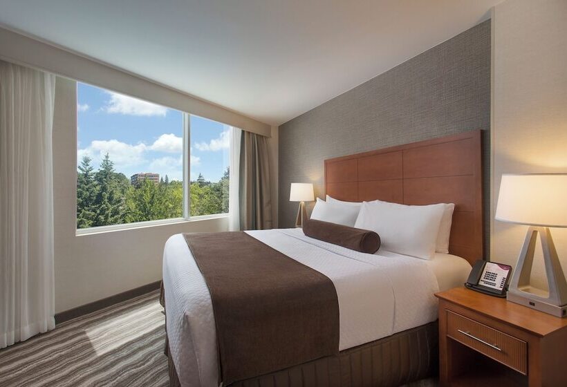 Люкс, AC Hotel by Marriott Portland Lake Oswego