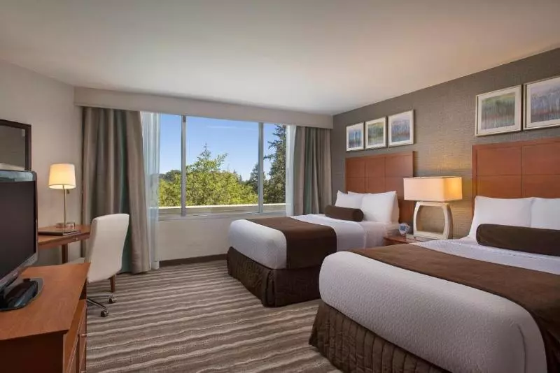 身障者適用スタンダードルーム, AC Hotel by Marriott Portland Lake Oswego