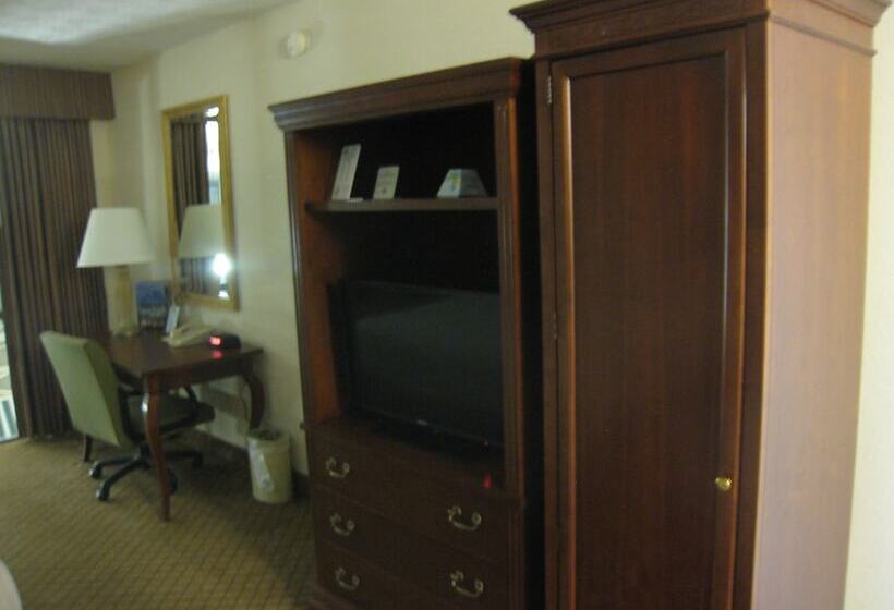 스탠다드 룸 더블 침대 2개, Days Inn By Wyndham Columbus Airport