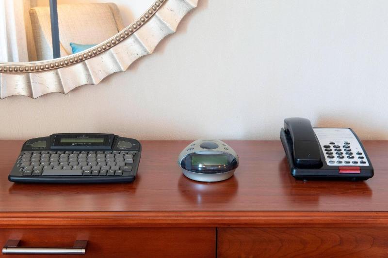 חדר סטנדרט עם מיטת קינג, Fairfax Marriott At Fair Oaks