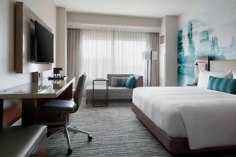 キングサイズベッドのスイートルーム, Doubletree By Hilton Fort Worth South
