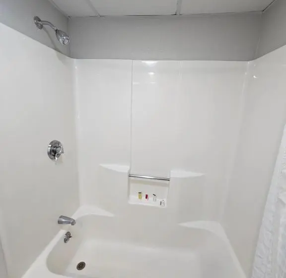 اتاق استاندارد, Germaine Inn South Portland