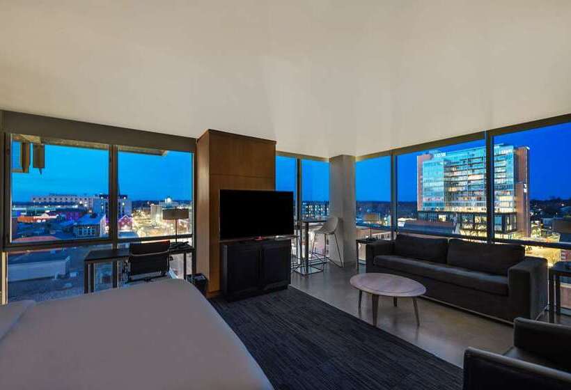 스탠다드 룸 킹사이즈 침대, Hilton Fairfax