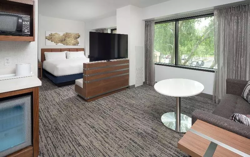 スタンダードルーム, Hilton Fairfax