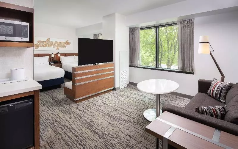 スタンダードルーム, Hilton Fairfax