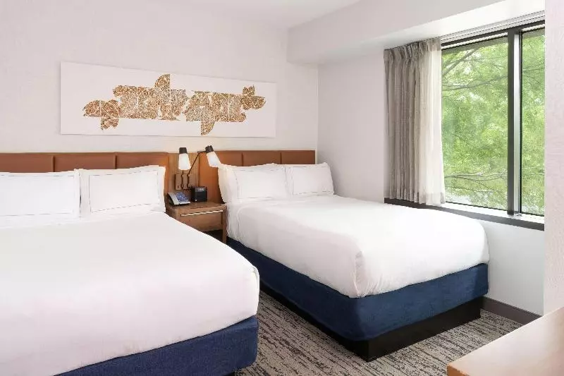 スタンダードルーム, Hilton Fairfax