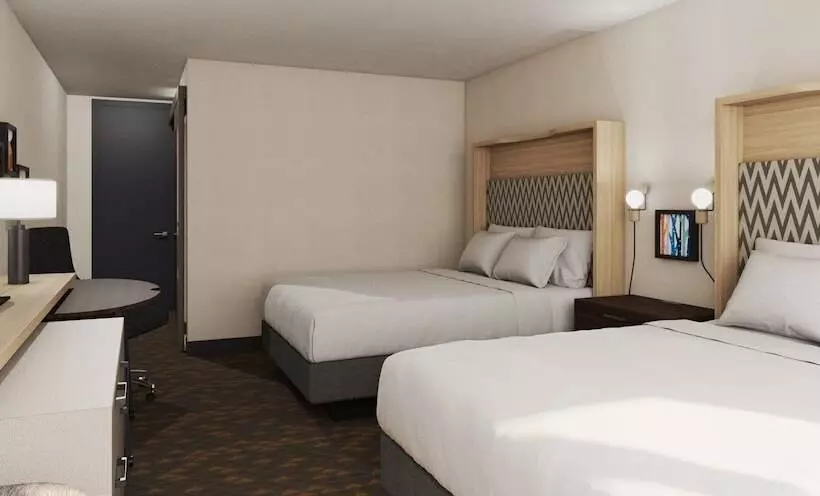 اتاق استاندارد با 2 تخت دوبل, Holiday Inn Chicago – Midway Airport S By Ihg