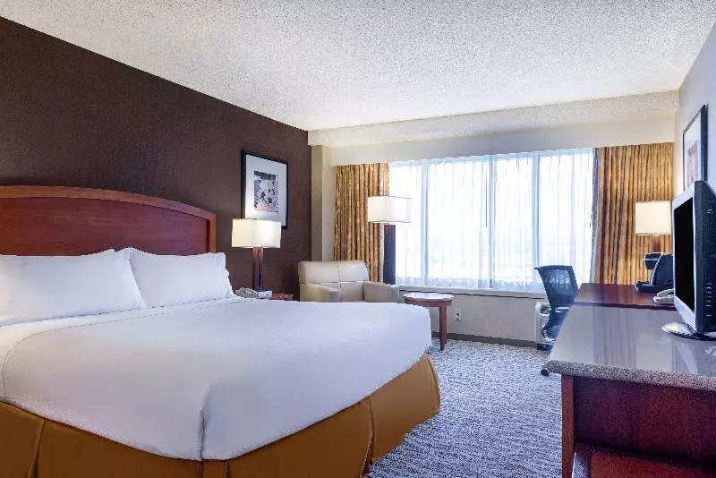 キングサイズベッドのスタンダードルーム, Holiday Inn Los Angeles Gateway Torrance, An Ihg