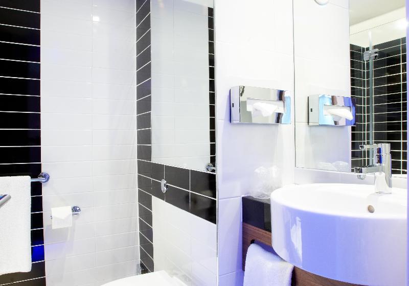 비즈니스룸, Howard Johnson By Wyndham Amherst Hadley