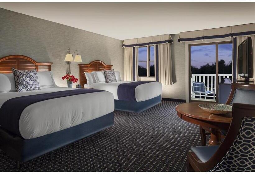 اتاق استاندارد با بالکن, Hyannis Harbor