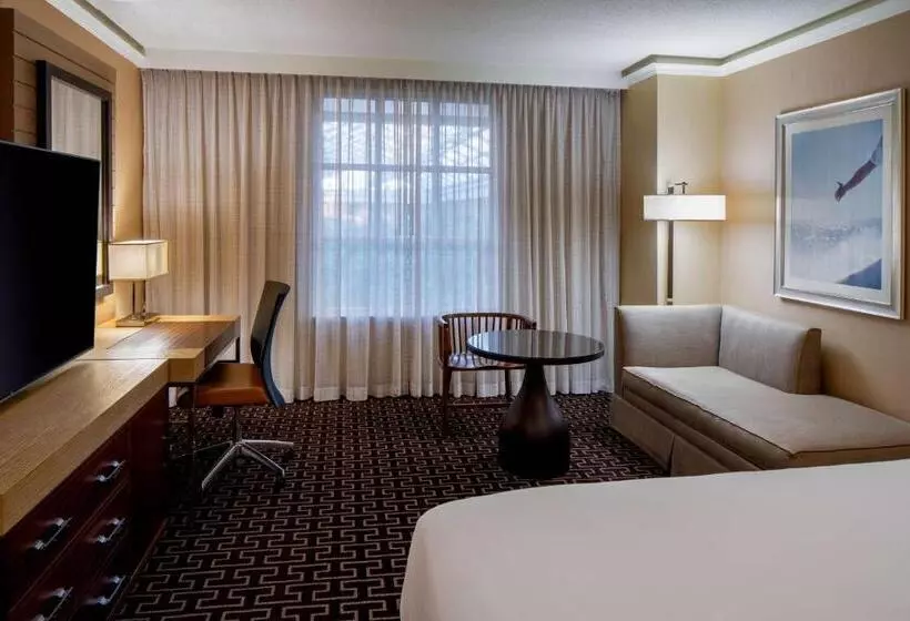 キングサイズベッドのスタンダードルーム, Hyatt Regency Greenwich