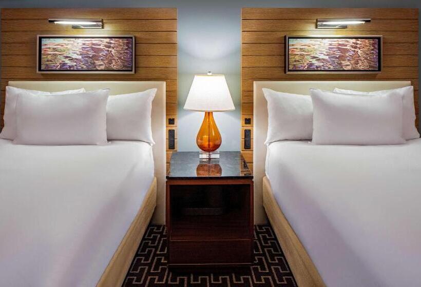 Номер Deluxe, Hyatt Regency Greenwich