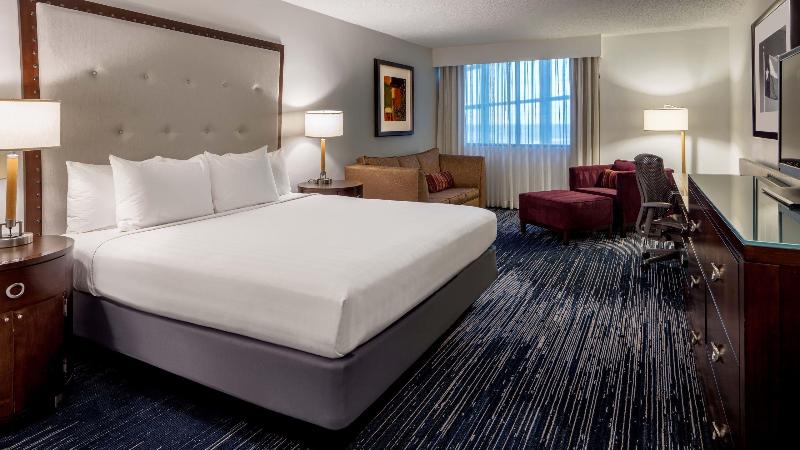 Номер Deluxe Кровать Кинг, Sonesta Hotel Houston Iah Airport