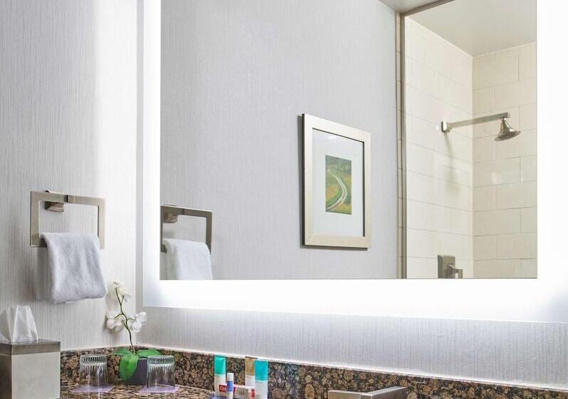 חדר סטנדרט שתי מיטות זוגיות, Hyatt Regency Lexington