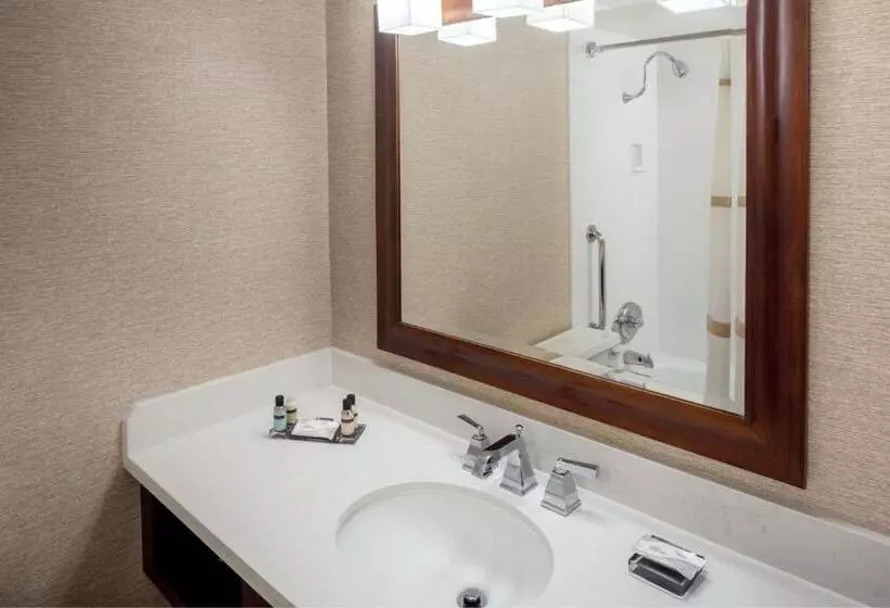 اتاق استاندارد, Indianapolis Marriott East